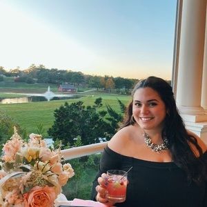 Meet your Posher, Julianna